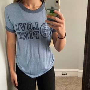 Victoria’s Secret PINK t-shirt